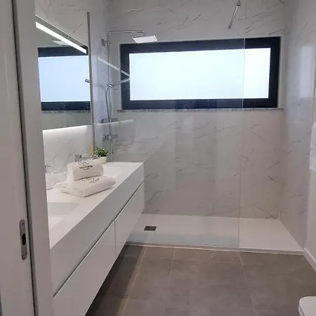 Valverde 2 Villa, Vilamoura, Algarve, Only 5 Minutes From Marina, Golf And Vilamoura