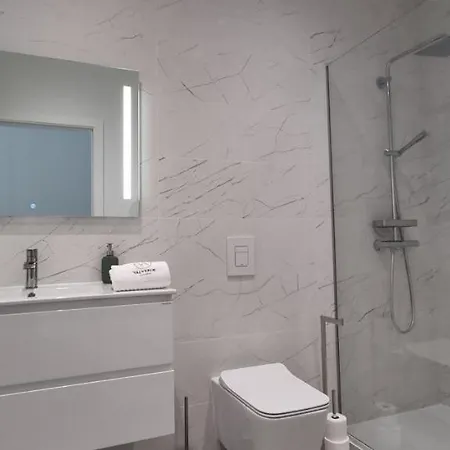 Valverde 2 Villa, Vilamoura, Algarve, Only 5 Minutes From Marina, Golf And Villa *