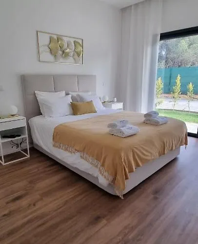 Valverde 2 Villa, Vilamoura, Algarve, Only 5 Minutes From Marina, Golf And