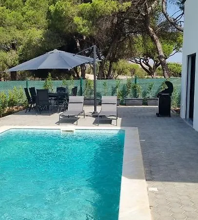 Villa Valverde 2 Villa, Vilamoura, Algarve, Only 5 Minutes From Marina, Golf And Vilamoura