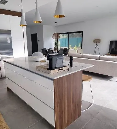Valverde 2 Villa, Vilamoura, Algarve, Only 5 Minutes From Marina, Golf And Villa