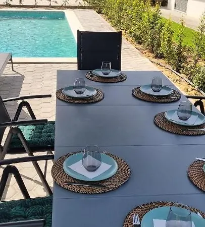 Valverde 2 Villa, Vilamoura, Algarve, Only 5 Minutes From Marina, Golf And *