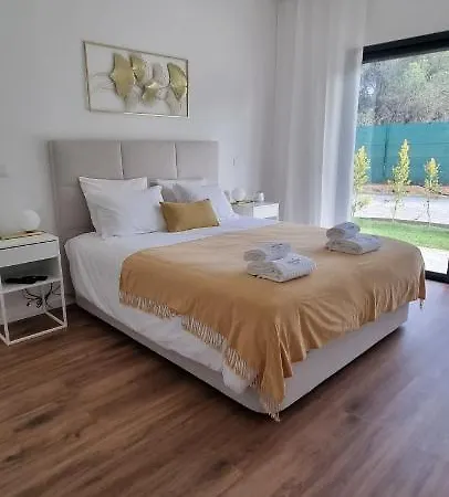 Valverde 2 Villa, Vilamoura, Algarve, Only 5 Minutes From Marina, Golf And